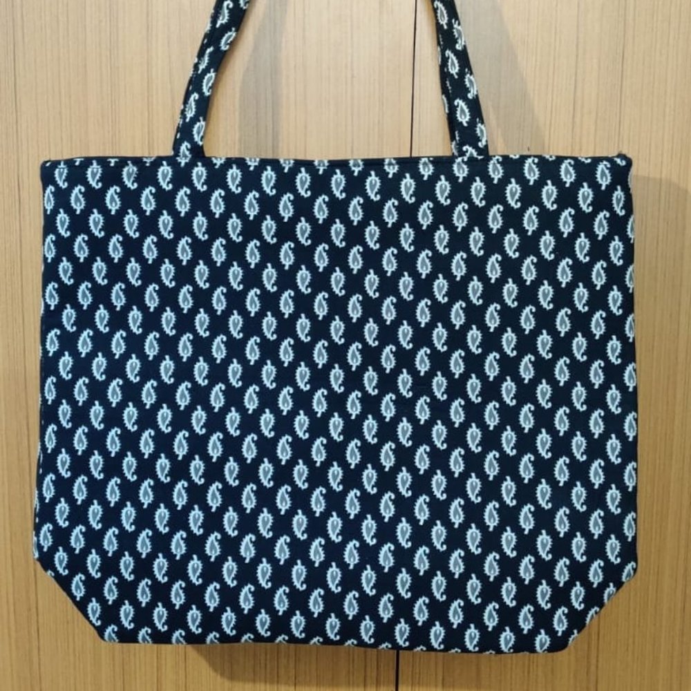 tote traditional bag